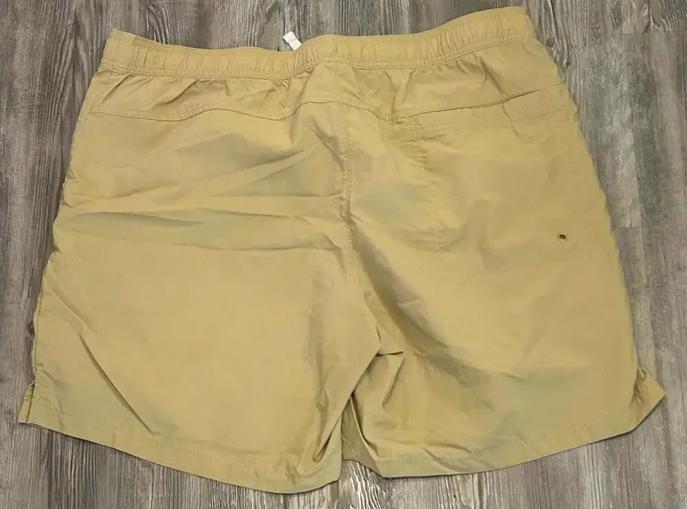The North Face Men's Action 2.0 FlashDry Khaki Athletic Shorts
